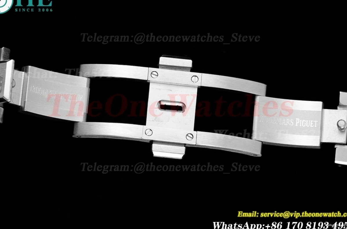 Ladies 33mm Quartz Royal Oak Black SS SS Swiss Dial 8F 0501
